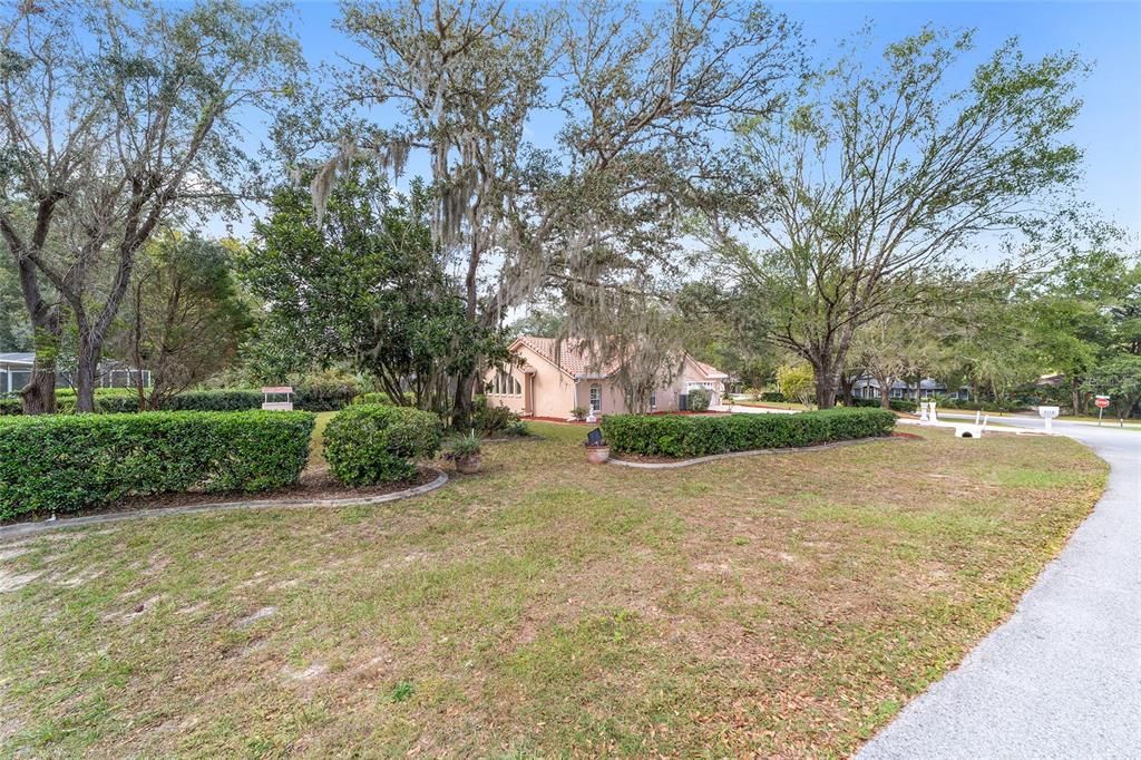 For Sale: $410,000 (3 beds, 2 baths, 2113 Square Feet)