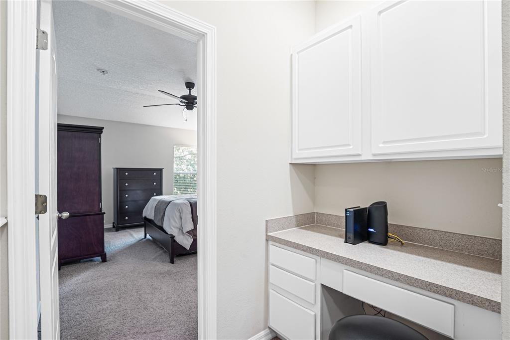 For Sale: $265,000 (2 beds, 2 baths, 1383 Square Feet)