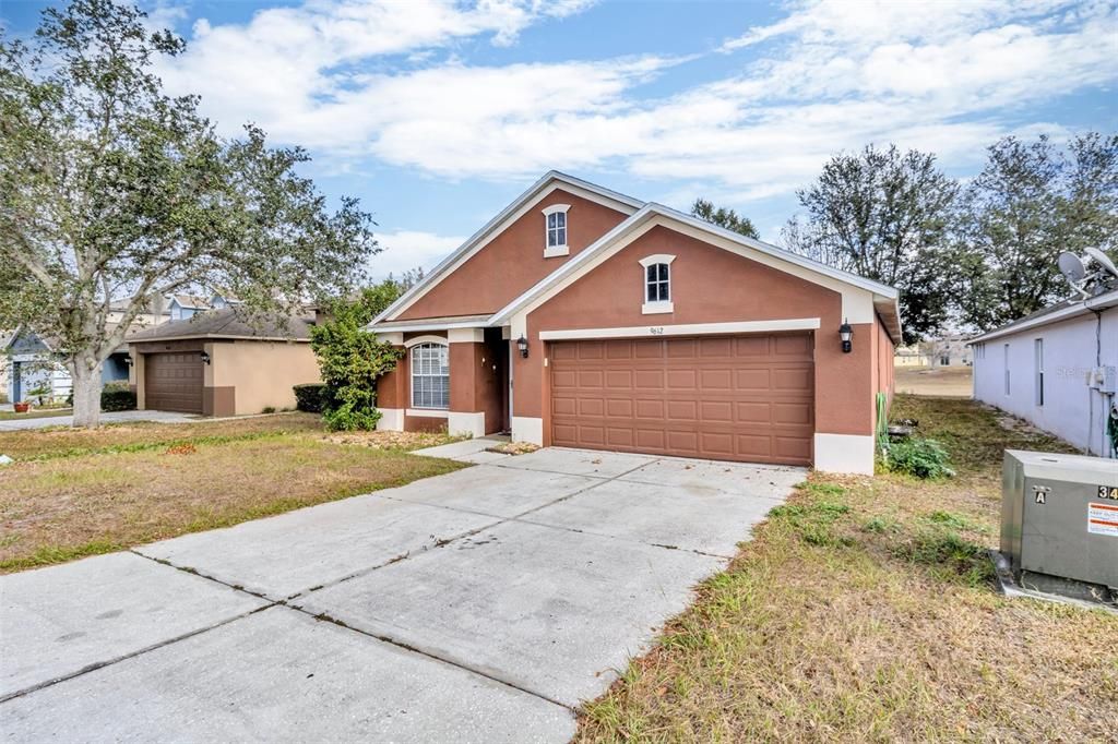 For Sale: $275,000 (3 beds, 2 baths, 1817 Square Feet)