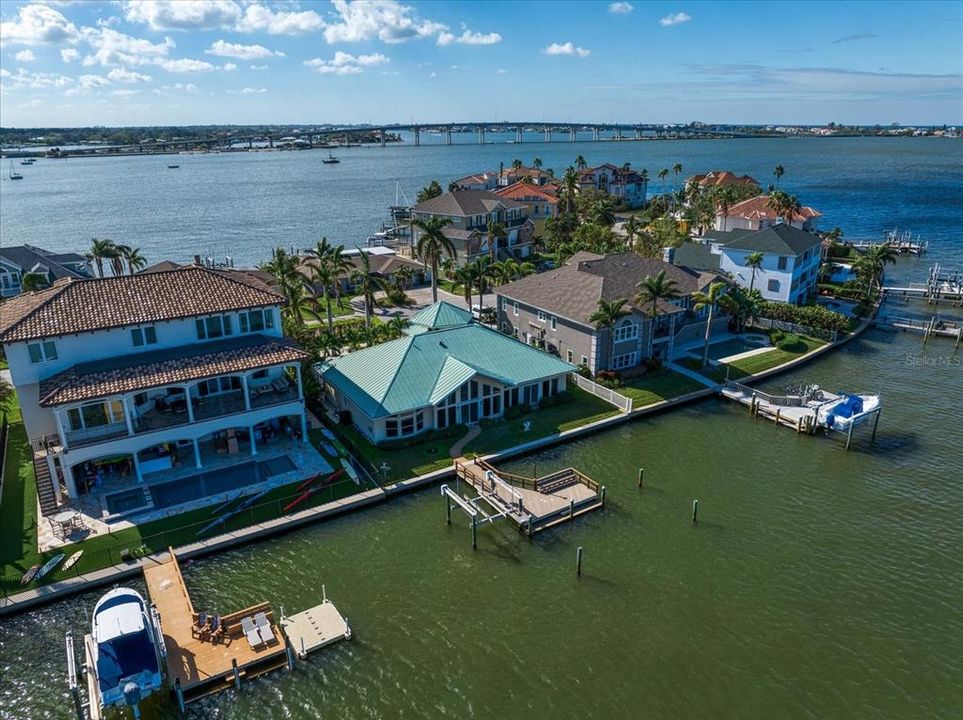 For Sale: $1,500,000 (3 beds, 2 baths, 2836 Square Feet)