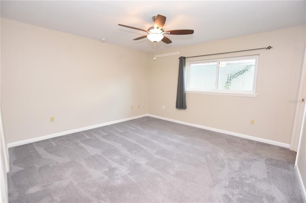 For Rent: $2,160 (3 beds, 2 baths, 1560 Square Feet)