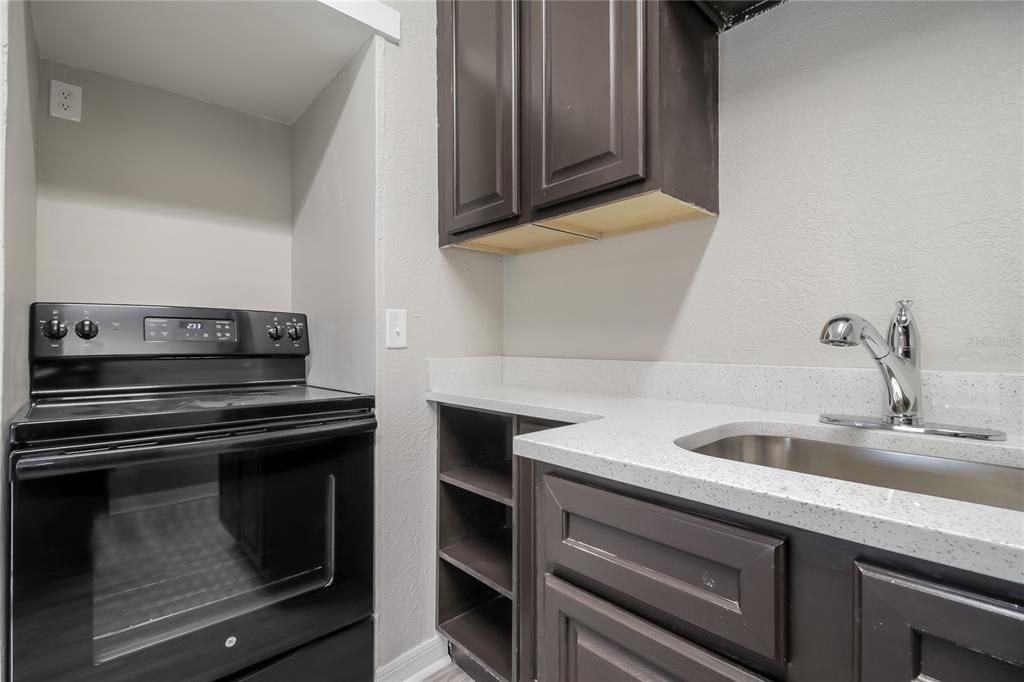 For Rent: $2,030 (3 beds, 2 baths, 1348 Square Feet)