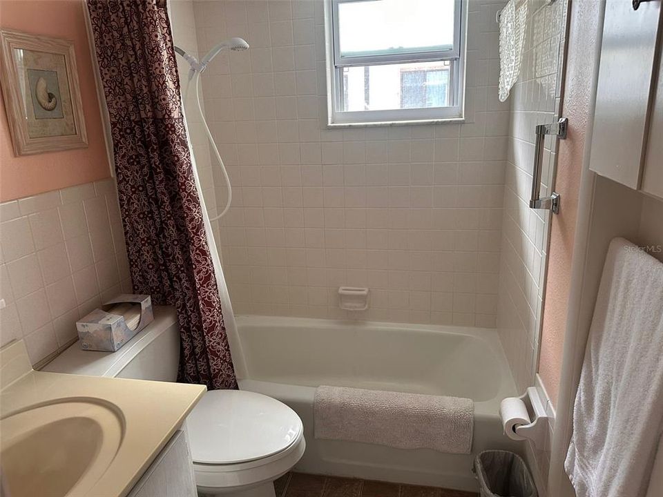 For Sale: $349,500 (1 beds, 1 baths, 745 Square Feet)