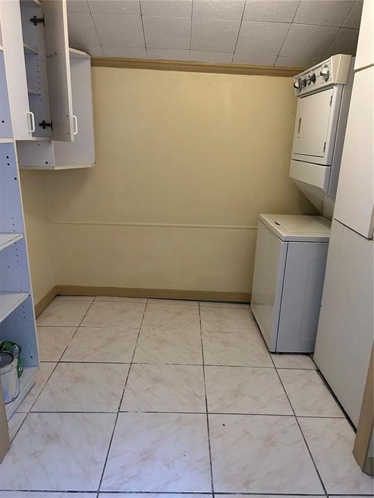 For Rent: $1,600 (3 beds, 2 baths, 1008 Square Feet)