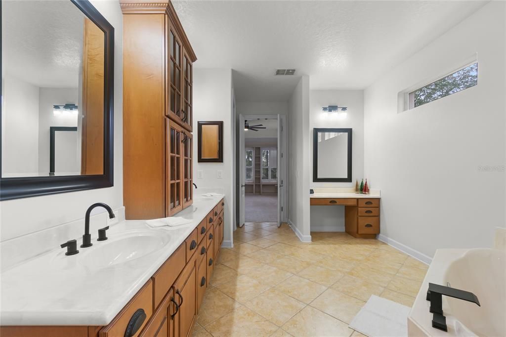 Master Bath - CUSTOM CABINETRY, GARDEN TUB, LARGE WALK-IN SHOWER, DUAL SINKS, STAINED GLASS & MAKE-UP VANITY