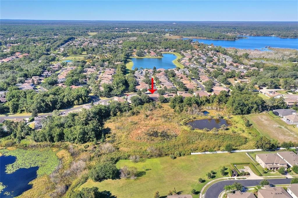 Activo con contrato: $960,000 (5 camas, 4 baños, 3764 Pies cuadrados)