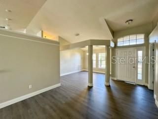 For Rent: $2,100 (3 beds, 2 baths, 1819 Square Feet)