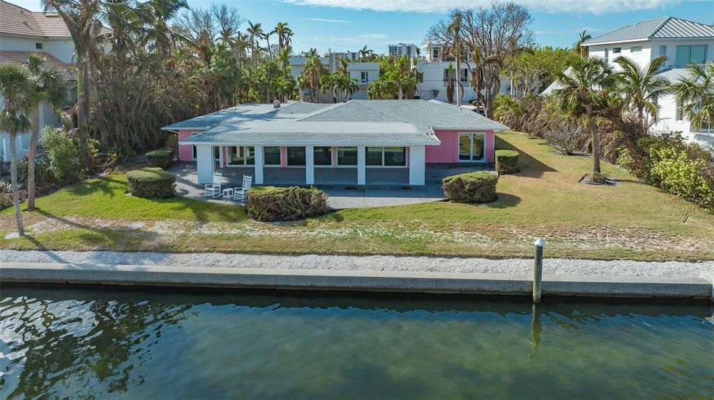 The aerial of the home.