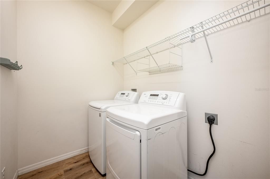 LAUNDRY ROOM.