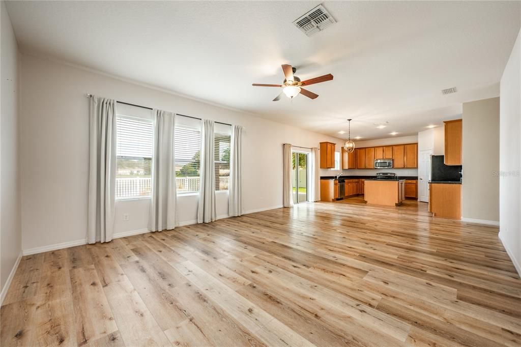 FAMILY ROOM/KITCHEN.