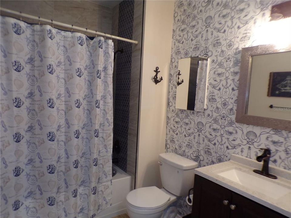 For Rent: $1,900 (2 beds, 2 baths, 996 Square Feet)