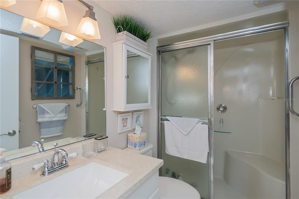 For Sale: $429,900 (2 beds, 2 baths, 1088 Square Feet)