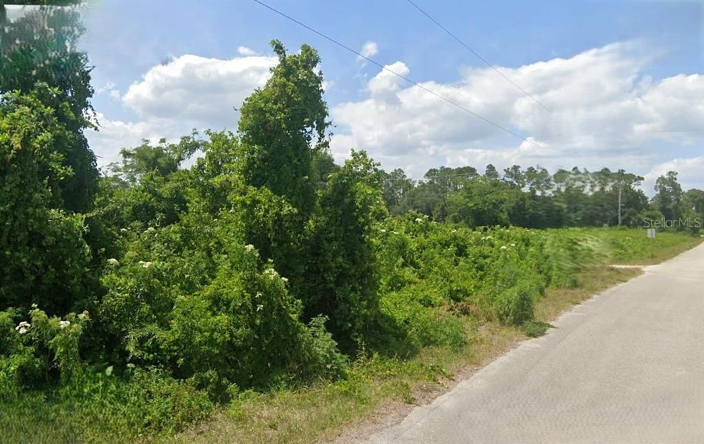 En Venta: $20,000 (0.23 acres)