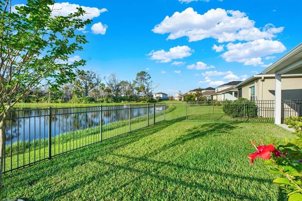 For Sale: $355,000 (3 beds, 2 baths, 1492 Square Feet)