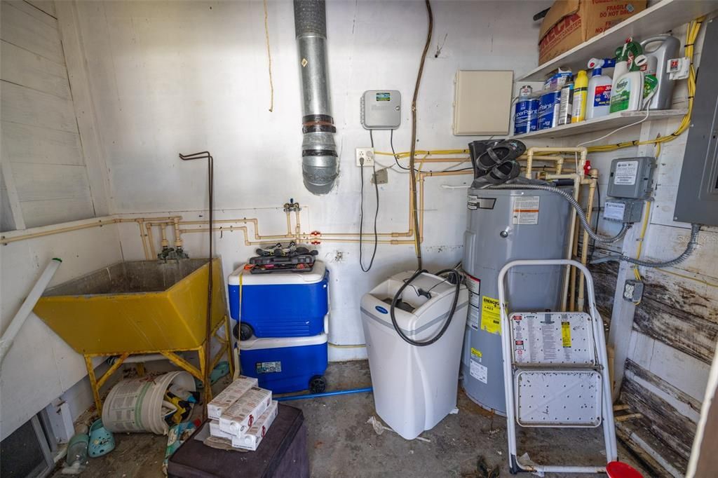 Laundry and storage area