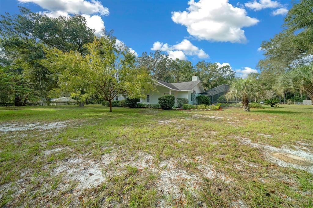 For Sale: $575,000 (3 beds, 2 baths, 2263 Square Feet)