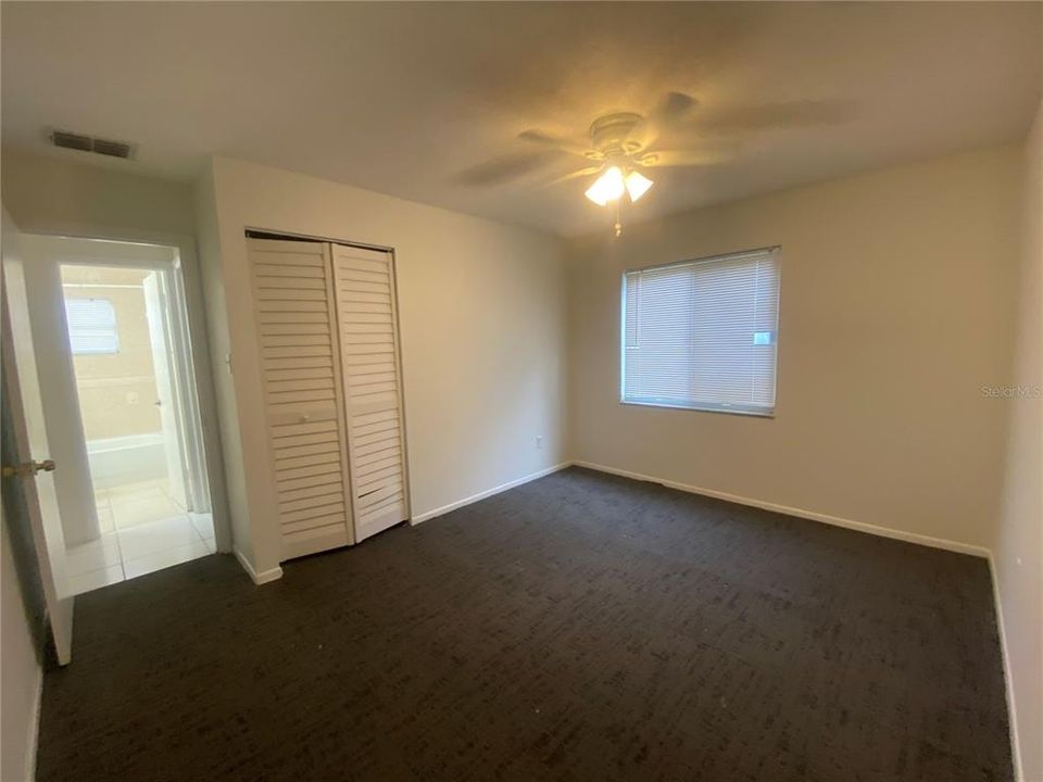 For Rent: $1,650 (2 beds, 1 baths, 1200 Square Feet)