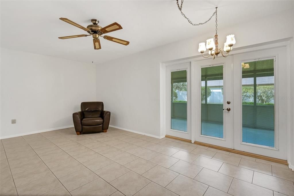 For Sale: $424,900 (3 beds, 2 baths, 1828 Square Feet)