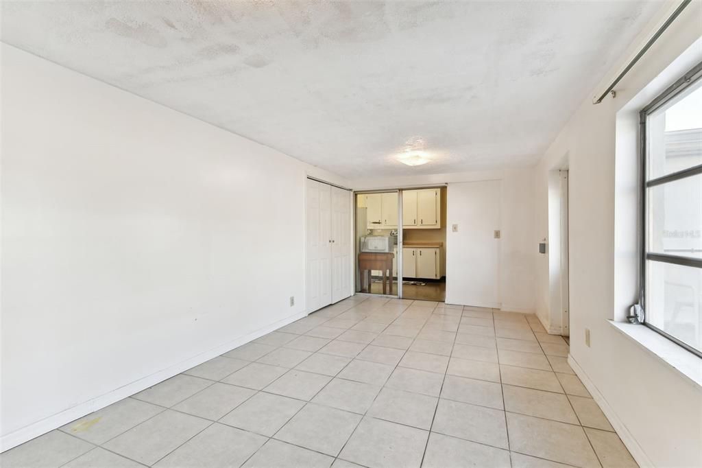 For Sale: $350,000 (3 beds, 1 baths, 1531 Square Feet)