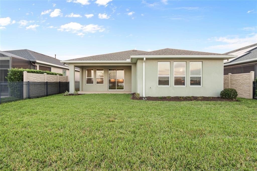 For Sale: $455,000 (3 beds, 2 baths, 1905 Square Feet)