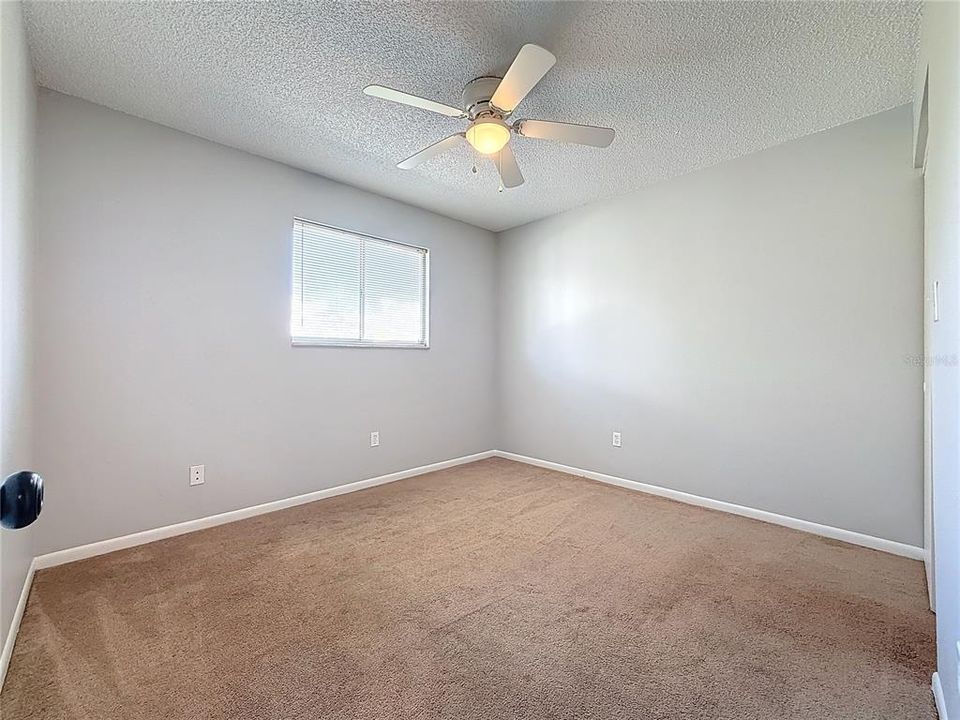 For Rent: $1,750 (2 beds, 1 baths, 909 Square Feet)