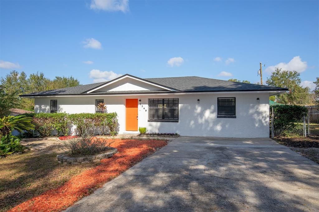 For Sale: $314,990 (3 beds, 2 baths, 1400 Square Feet)