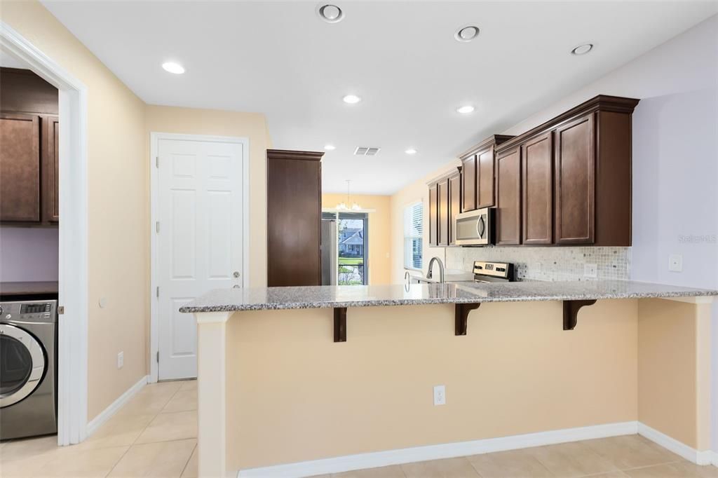 Kitchen / breakfast bar