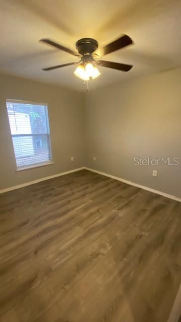 For Sale: $305,000 (3 beds, 2 baths, 1505 Square Feet)