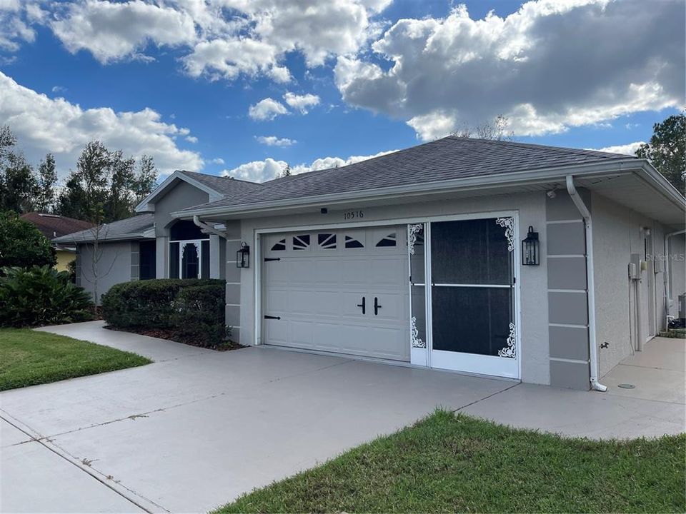 For Sale: $405,000 (3 beds, 2 baths, 1922 Square Feet)