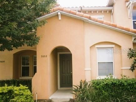 For Rent: $2,050 (3 beds, 3 baths, 1362 Square Feet)