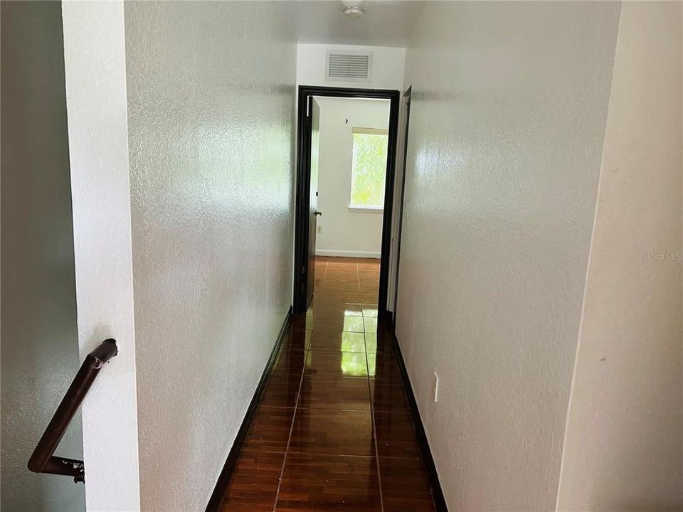 For Rent: $2,200 (2 beds, 2 baths, 1032 Square Feet)