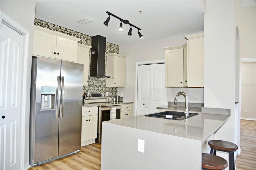 For Rent: $1,795 (2 beds, 2 baths, 1064 Square Feet)