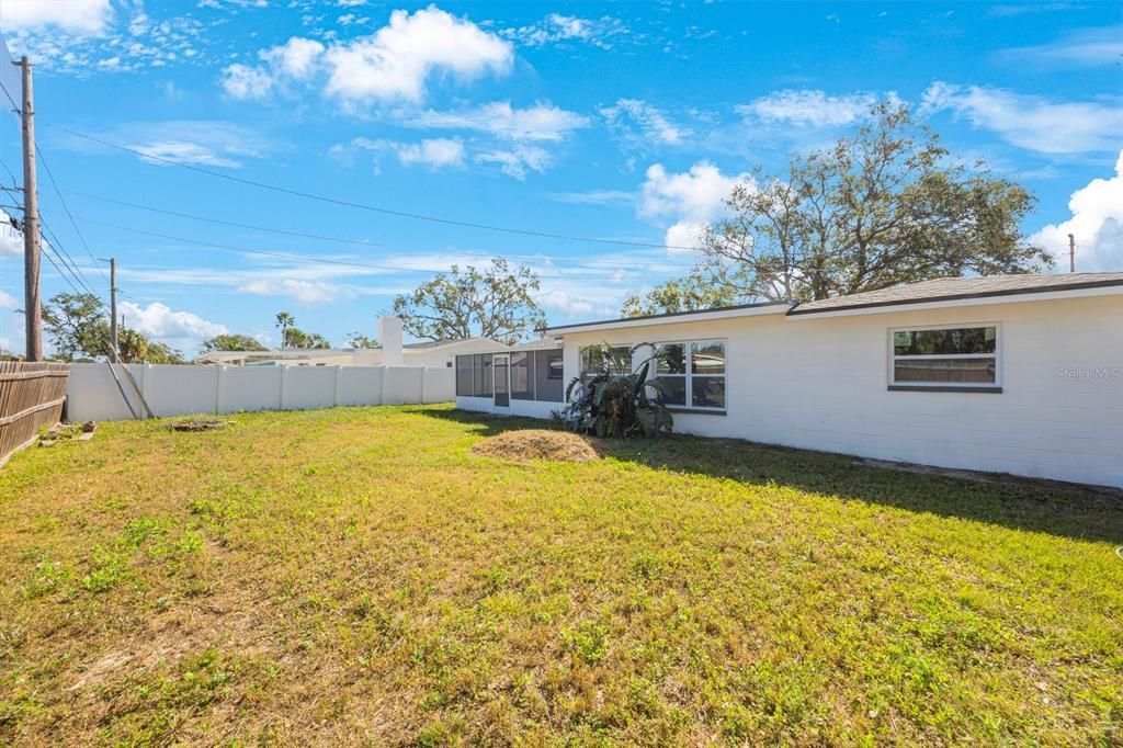 For Sale: $510,000 (3 beds, 2 baths, 1517 Square Feet)