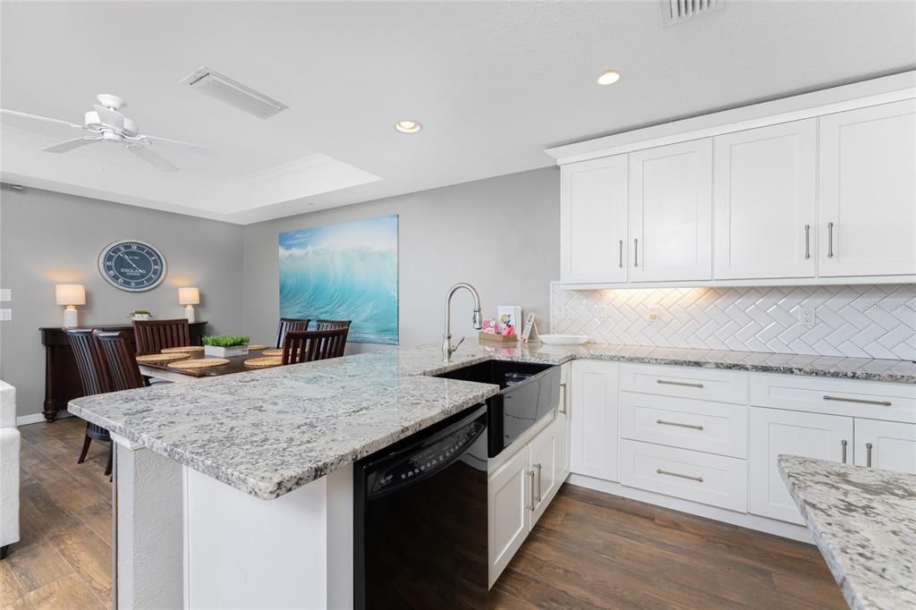 Kitchen with APPLIANCES