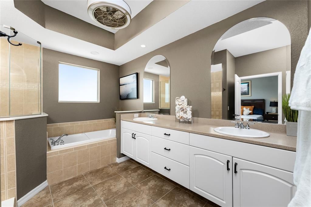 Primary Bathroom with Bathtub