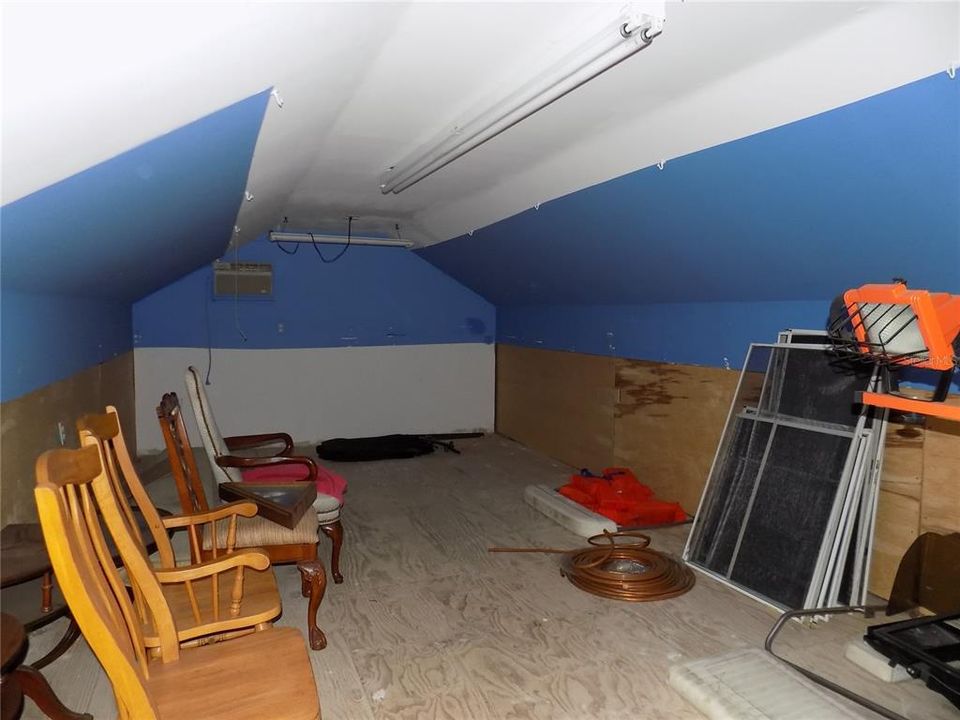 Loft area in detached garage