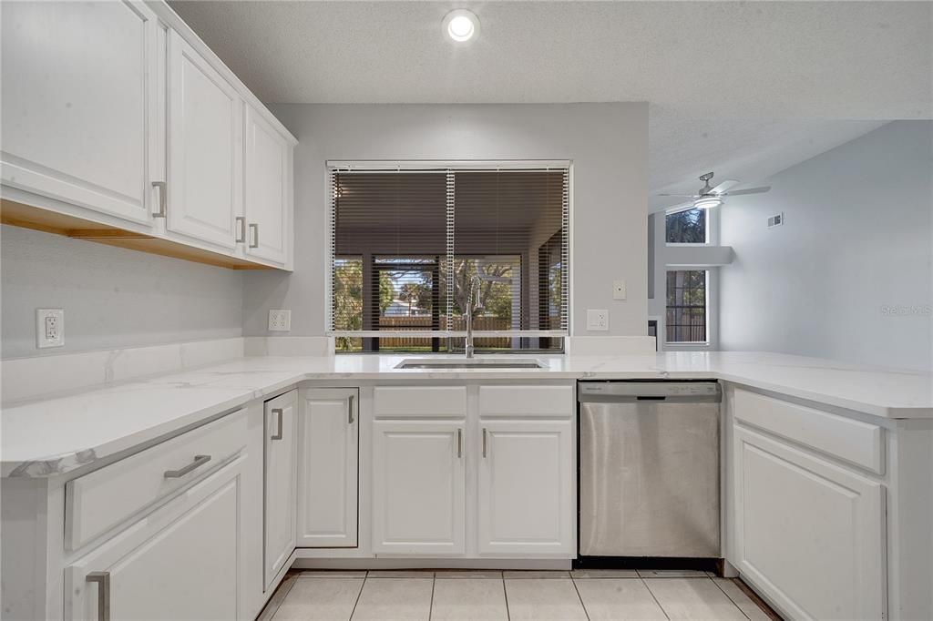 For Sale: $329,900 (3 beds, 2 baths, 1715 Square Feet)