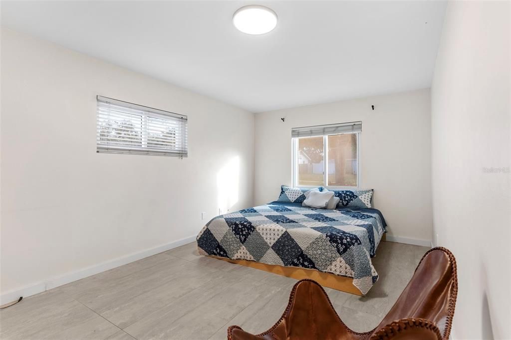 For Sale: $365,000 (3 beds, 2 baths, 1407 Square Feet)