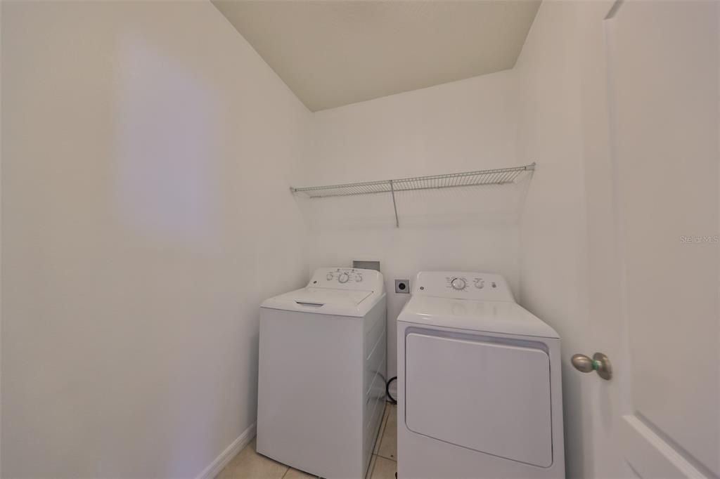 For Sale: $340,000 (4 beds, 2 baths, 1881 Square Feet)