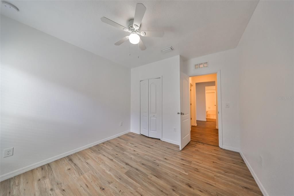 For Sale: $340,000 (4 beds, 2 baths, 1881 Square Feet)