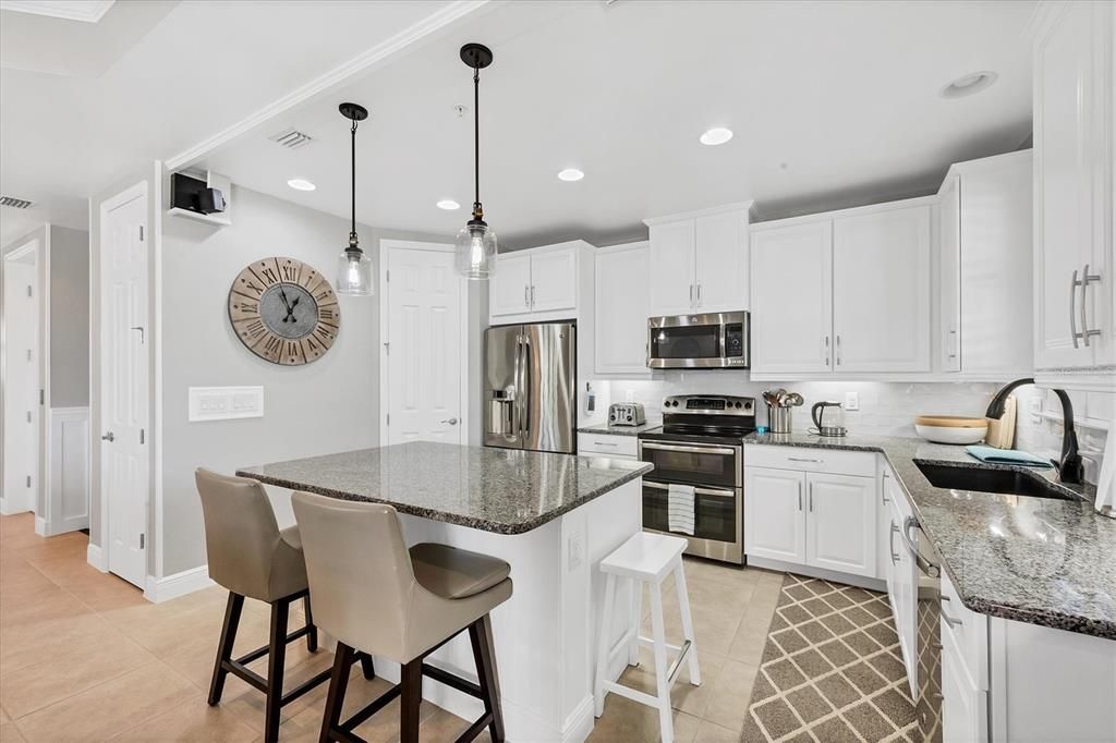 Kitchen with Island!