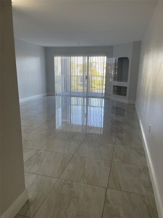 En Venta: $193,000 (1 camas, 1 baños, 861 Pies cuadrados)