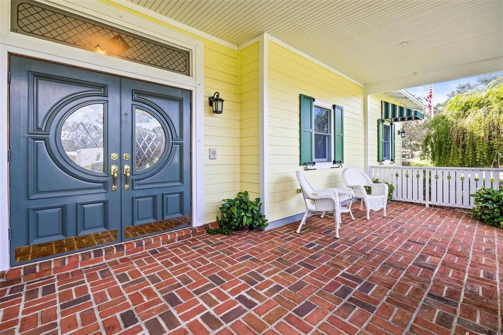 Front porch patio