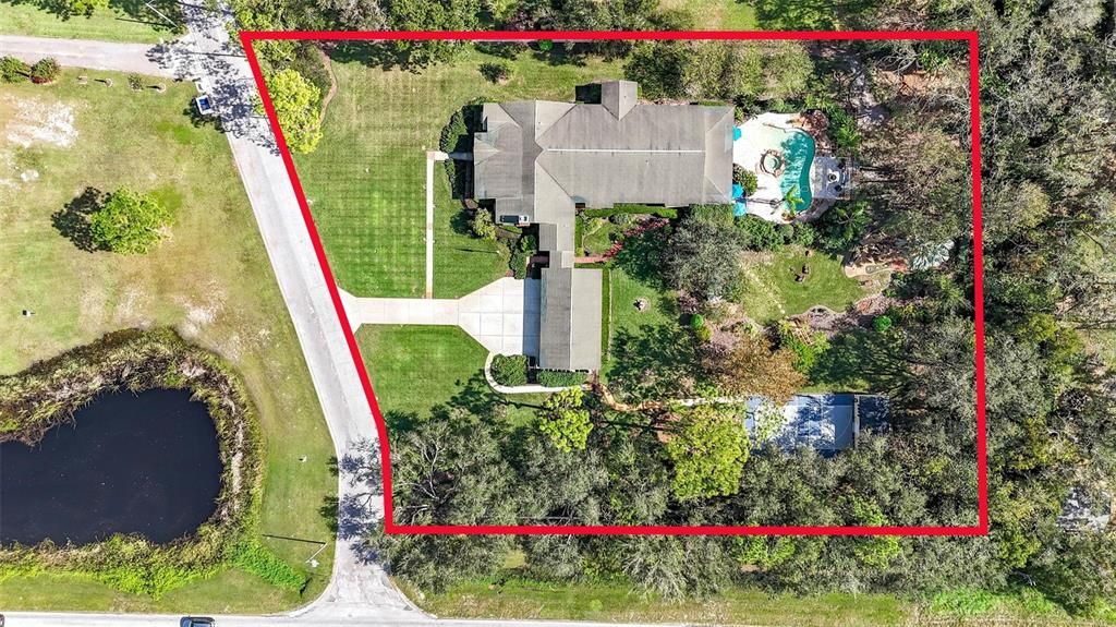 Activo con contrato: $1,150,000 (4 camas, 2 baños, 4364 Pies cuadrados)