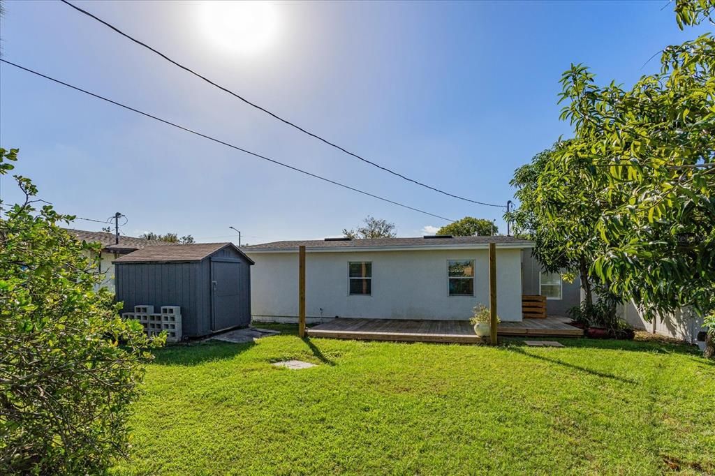 For Sale: $335,000 (3 beds, 1 baths, 998 Square Feet)