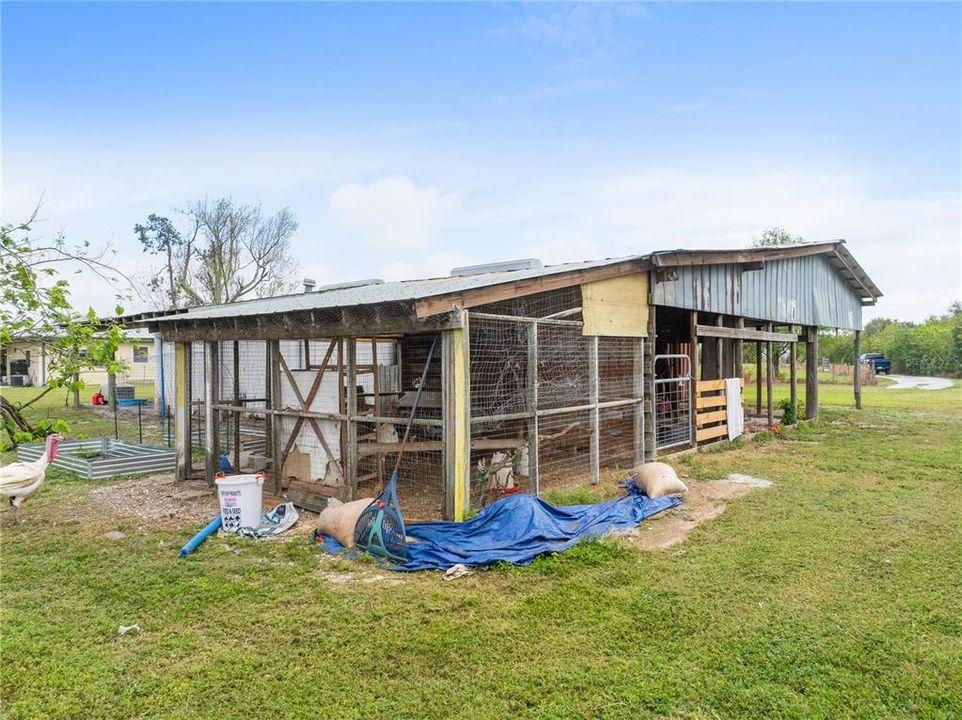 For Sale: $575,000 (4 beds, 2 baths, 2211 Square Feet)