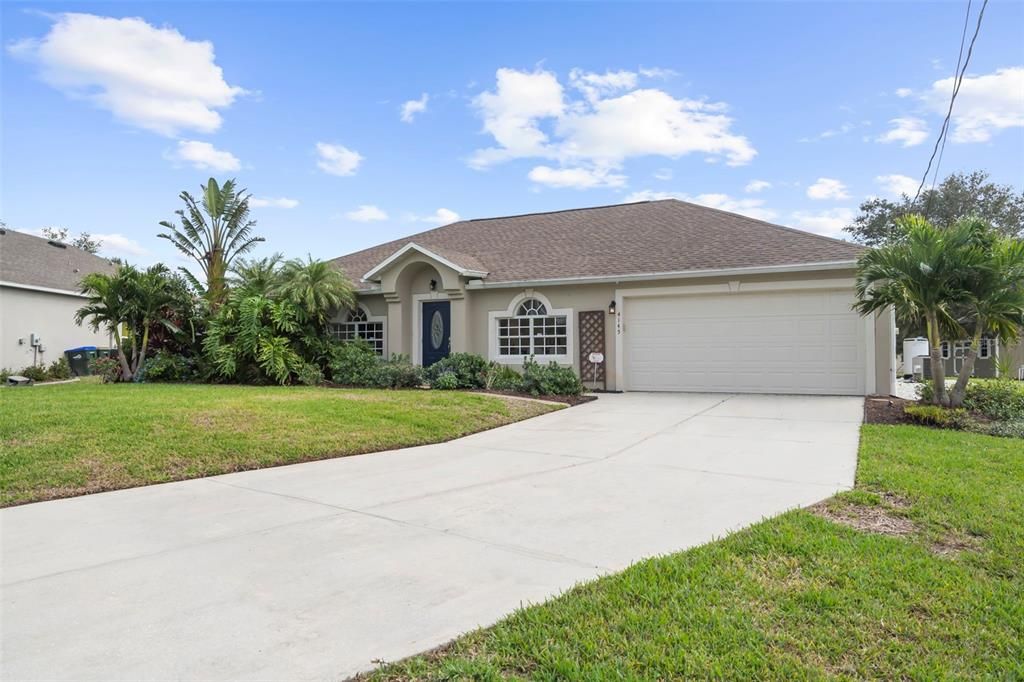 For Sale: $399,000 (3 beds, 2 baths, 2295 Square Feet)