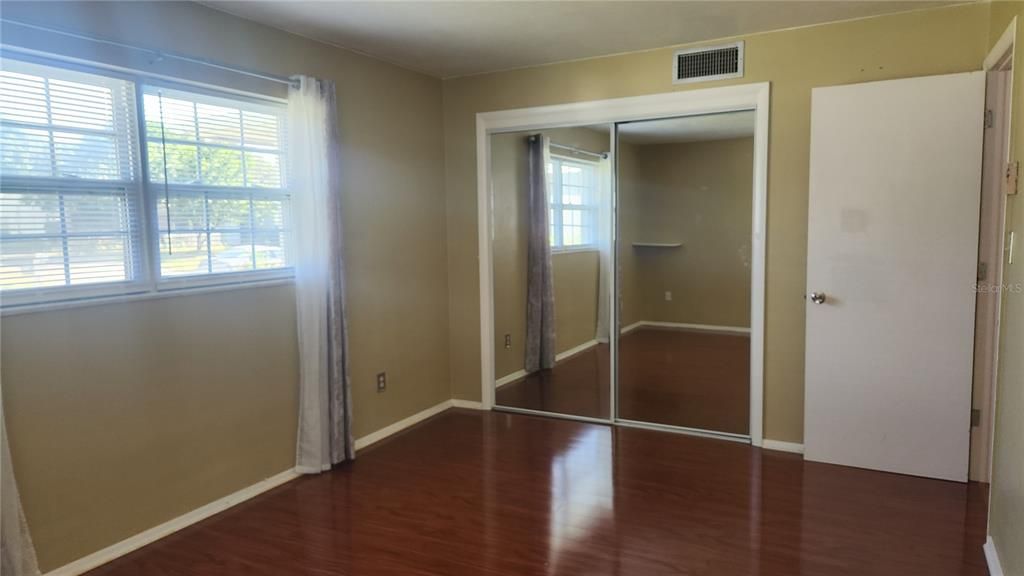 For Rent: $2,200 (2 beds, 2 baths, 1058 Square Feet)