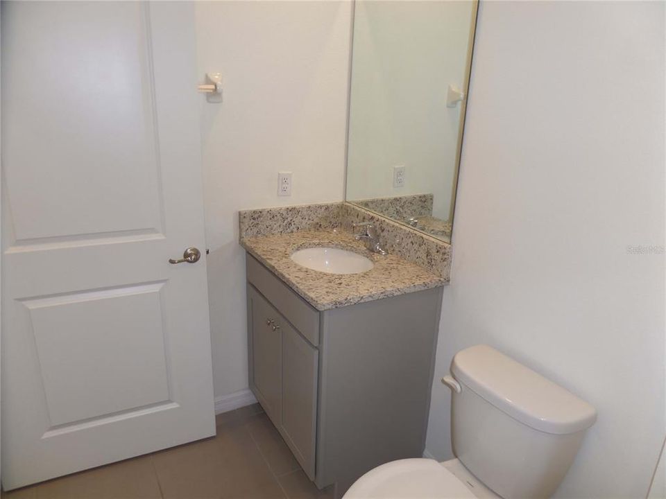 For Rent: $2,100 (3 beds, 2 baths, 1614 Square Feet)