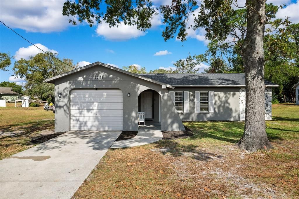 For Sale: $315,000 (3 beds, 2 baths, 1490 Square Feet)